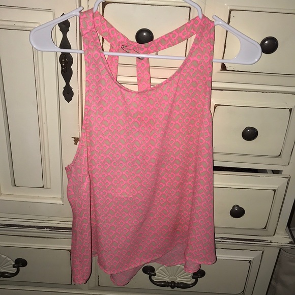 Pink flowy top - Picture 1 of 3